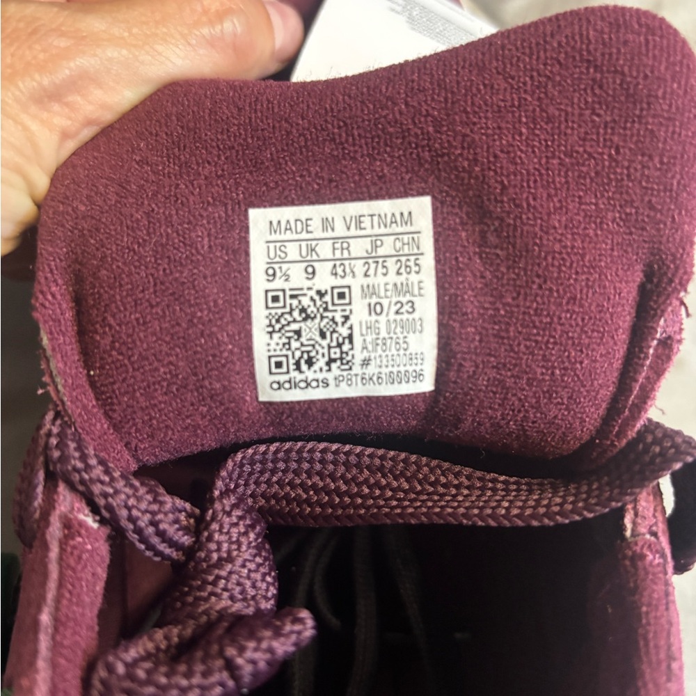 Adidas Women's Maroon Campus Sneakers - Picture 8 of 9